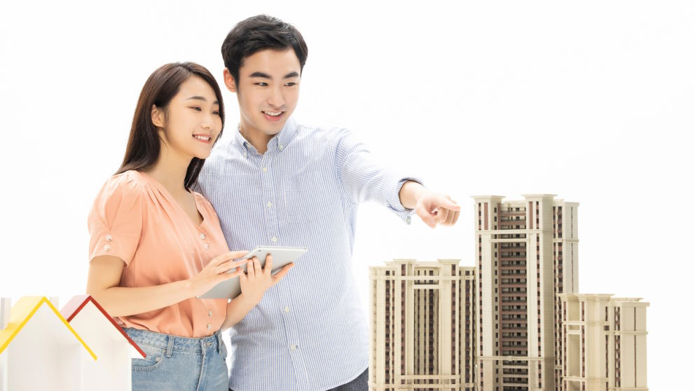 What Is Real Estate Customer Relationship Management Software and How Do They Work?