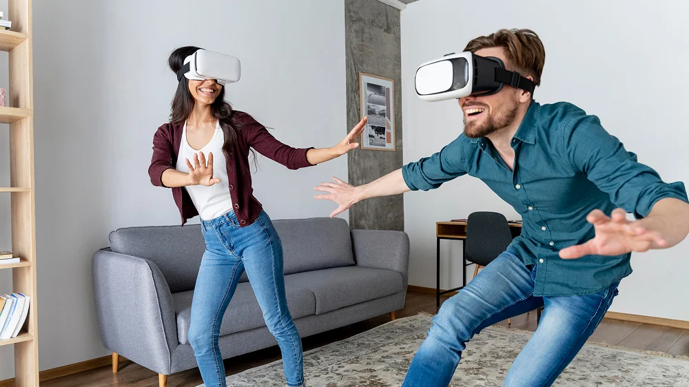 AI Amplifies Immersive Experiences Through Augmented Reality & Virtual Reality