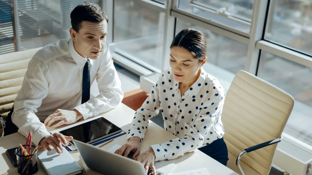 How Do AI Agents Work in Finance?